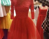Parduodu naują raudoną suknelę . 45€