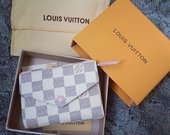 Louis Vuitton mini pinigine