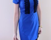 mėlyna išskirtinė suknelė