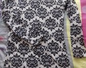 Balta palaidinė/megztinis