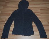 zuikio kailio megztinis