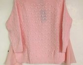 Nuostabus rožinis megztinis su tiuliu