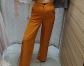 nuostabio oranžinės kelnės
