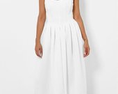 Klasikinė balta suknelė