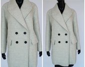 Moteriškas paltas