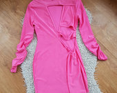 Rožinė slidesnio audinio suknelė