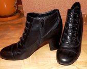 juodos spalvos batai