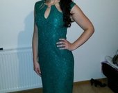 Smaragdinė ilga suknelė