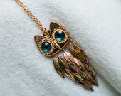 Nuostabus kaklo papuosalas "Owl"