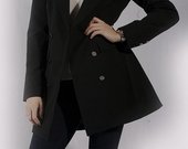 Gražus pavasarinis juodas paltukas - švarkas