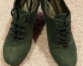 žali, platforminiai batai