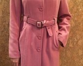Švelniai rožinis paltukas