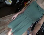 Žalia vasarinė suknelė 