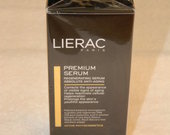Lierac Premium prabangus stangrinantis serumas.