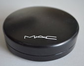 Mac kompaktine pudra