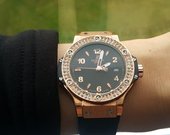 hublot naujas laikrodis juodas su auksu