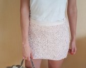 Rožinis sijonas