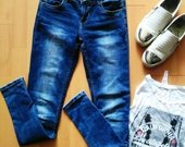 Dailūs mažai nešioti džinsai