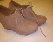 rudi naujo batai 