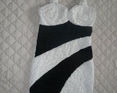 juodai balta suknute 12 dydis M 