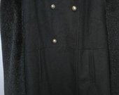 juodas naujas paltukas