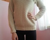 Smėlio spalvos megztinukas
