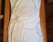 Nauja balta suknute