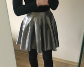 Metalik sidabrinis pustas sijonas