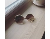 Madingi akiniai nuo saulės 