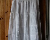 Lengvas ilgas baltas medvilninis sijonas