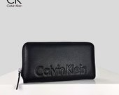  Calvin Klein odinė piniginė su dėžute