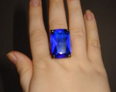 Didelis mėlynas žiedas