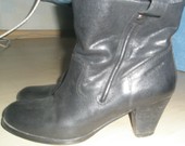 juodi odiniai batai