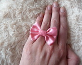 rožinis žiedas-bantukas