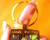 LOUIS Vuitton raktų pakabukas