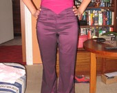 Violetinis kostiumelis