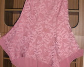 Rožinis kostiumėlis