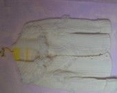 Siltas baltas megztinis
