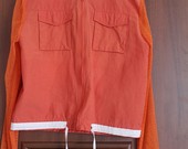 moteriška oranžinė striukė