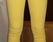 geltonos kelnės