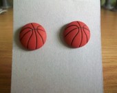 Auskarai krepšinio kamuoliai