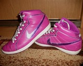 Nike kedai rožiniai