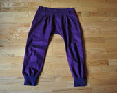 Violetinės kelnės