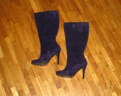 violetiniai batai
