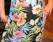 Havaietiško stiliaus suknelė
