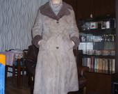 moteriskas avikailio paltas