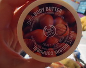 Body shop - body butter 