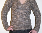 Rudas melanžinis megztinis