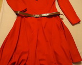 Nauja raudona suknele
