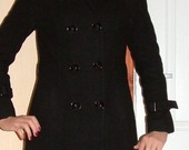 juodas žieminis paltas